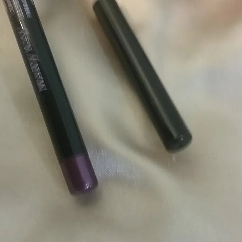 Mary Kay Waterproof Liner in Amethyst
